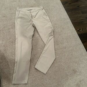 Men's size 31 lululemon ABC Slim-Fit Trouser 32" Inseam Warpstreme